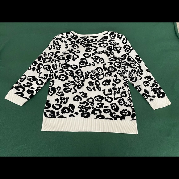 Ann Taylor Leopard Sweater - Picture 5 of 9